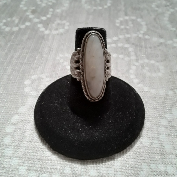 Vintage Natural Stone Ring - Picture 3 of 12
